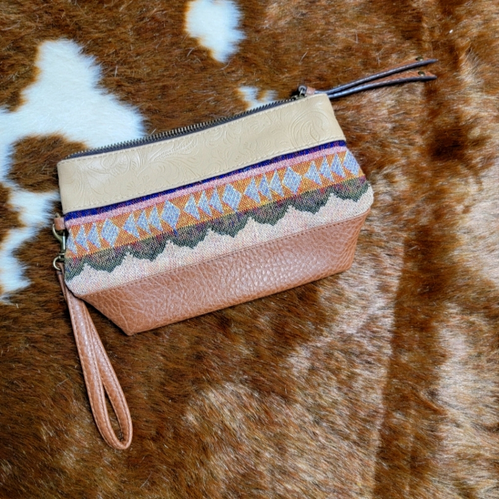 Maurices Wristlet Bag